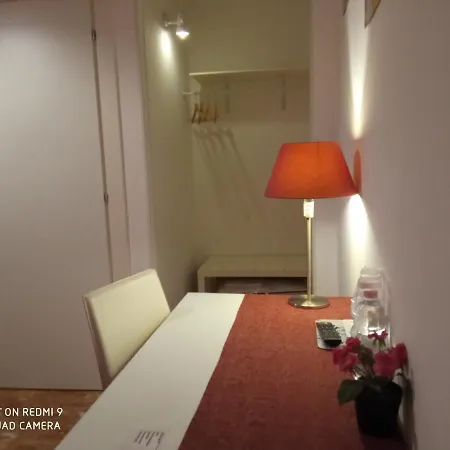 Bed & Breakfast Fontanarossa Airport -Private Parking--3